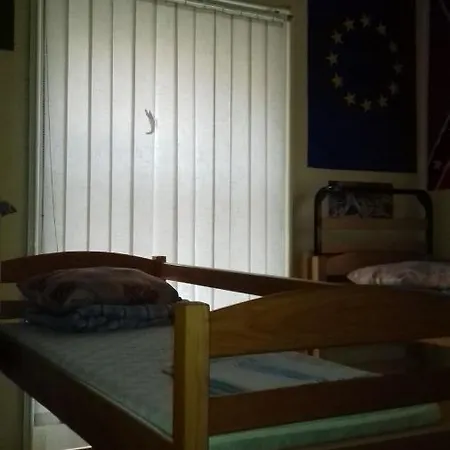 Chernivtsi City Center Hostel-3