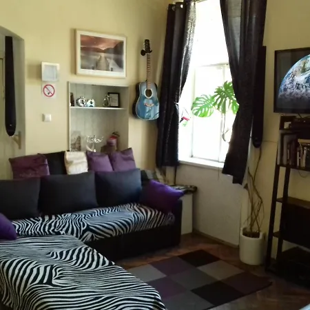 Chernivtsi City Center Hostel-3